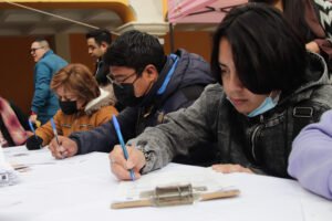 Los sueldos en Puebla rondan los 4 mil 400 pesos y para profesionistas los 11 mil pesos al mes
