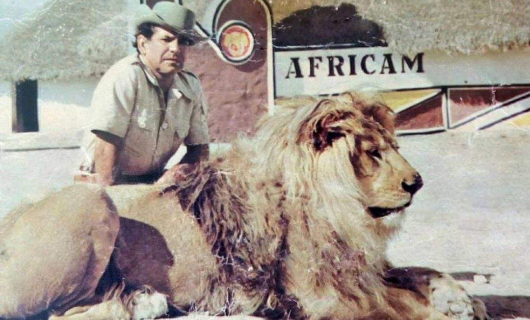 El capitán Carlos Camacho Espíritu fundador y dueño de Africam Safari