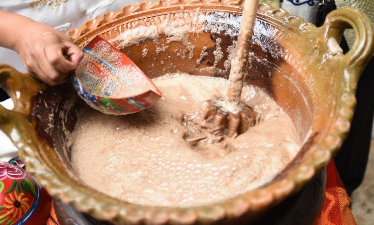 La Espuma de Cacao es una bebida que se elabora hace más de 300 años en Cuapan