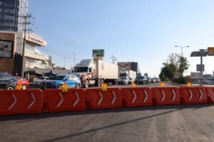 Distribuidor Atlixcáyotl provoca caos