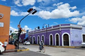 Semáforo en Cholula Pueblo Mágico