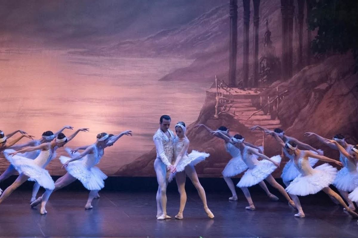 Lago de los Cisnes con el Ballet de Kiev