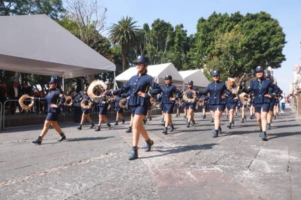 Desfile en Puebla Revolución Mexicana